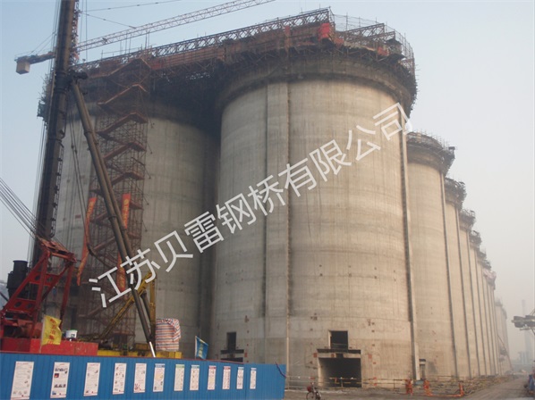 貝雷片在橋梁建設(shè)領(lǐng)域大放異彩，推動(dòng)行業(yè)快速發(fā)展